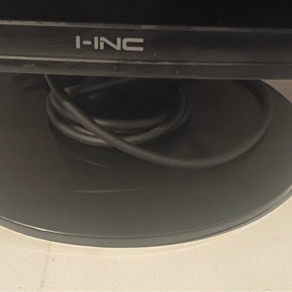 I-INC iH-252HPB 25″ Widescreen LCD Monitor.
